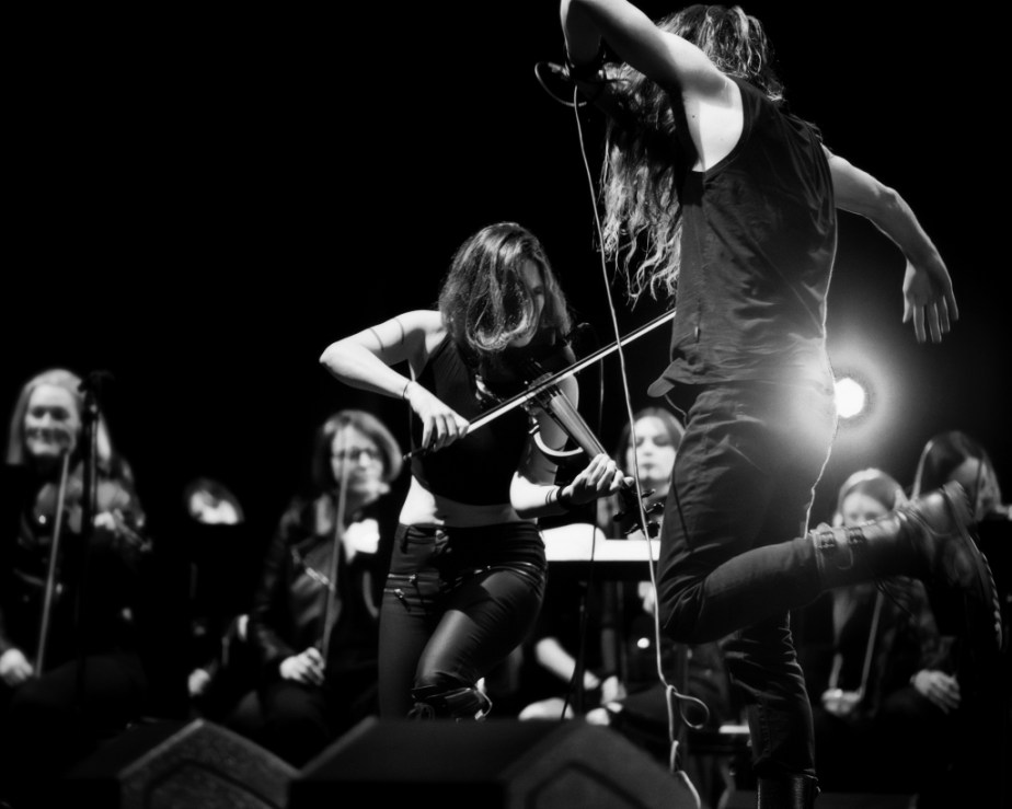 COUR (Chœur et Orchestre Universitaire Régional) : CORDES EN METAL&nbsp;(bis)